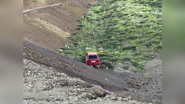 Adıyaman'da otomobil şarampole yuvarlandı: 2'si çocuk 7 kişi yaralandı