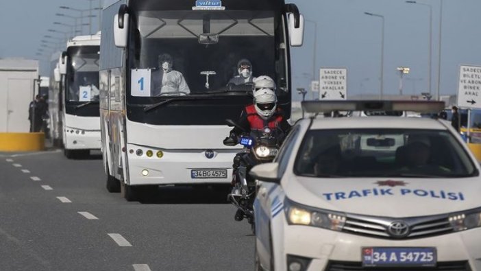 Türk vatandaşları uçaklarla Türkiye'ye getirilmeye başlandı
