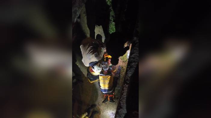 Beykoz'da otomobil dereye uçtu: Bir yaralı