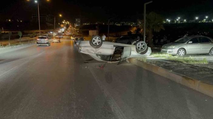 Adıyaman'da otomobil takla attı: 2 yaralı