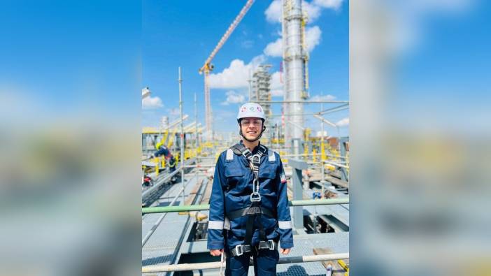 İEÜ mezunu Sadık Onur Özden, Macaristan'da uluslararası firmanın gözdesi oldu