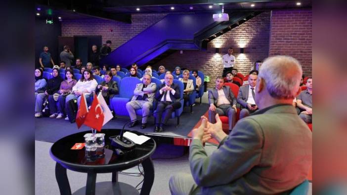 KAYÜ'de yapay zekâ konferansı: Prof. Dr. Karaboğa, 'Bilimde yeni krallık ve kraliçesi' dedi