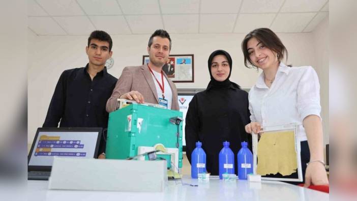 Elazığ Ali Kuşçu Bilim ve Sanat Merkezi, TÜBİTAK 2204-A'da bölge birincisi oldu