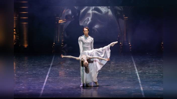 AKM'de Anna Karenina balesi büyük beğeni topladı