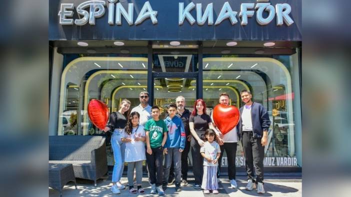 Esenyurt Belediyesi'nden yetim ve öksüz çocuklara bayram öncesi 'Şefkat Makası'