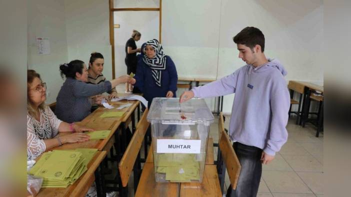 Denizli Selçukbey Mahallesi'nde muhtarlık seçimi sürüyor