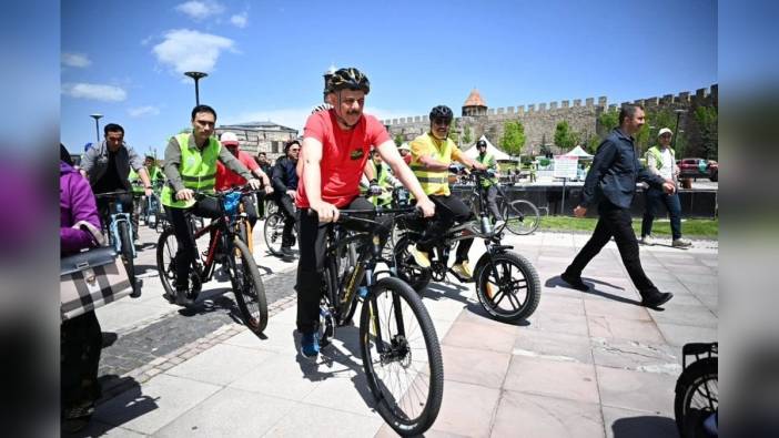 Erzurum'da 'Sağlığın Keyfini Birlikte Sürelim' sloganıyla bisiklet turu