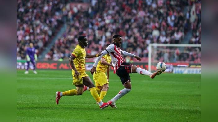 Samsunspor, Kayserispor'u 2-1 mağlup ederek ligi 3. sırada tamamladı