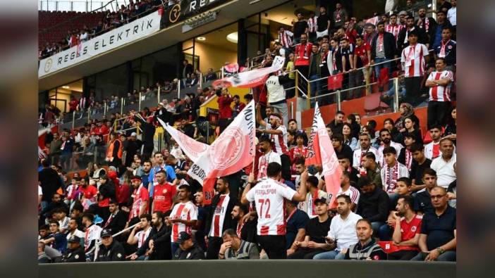 Vanspor FK, penaltılarda Batman Petrolspor'u 5-4 yenerek 1. Lig'e yükseldi