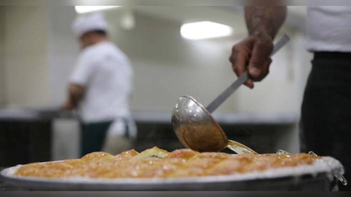 Gaziantep'te baklava üretimi bayram öncesi iki katına çıktı