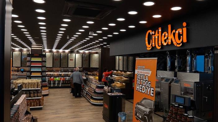 Çitlekçi, 30'uncu yılında 30 TOGG hediye etti