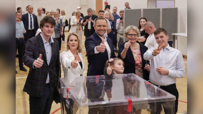 Polonya'da cumhurbaşkanlığı seçimlerini Karol Nawrocki kazandı