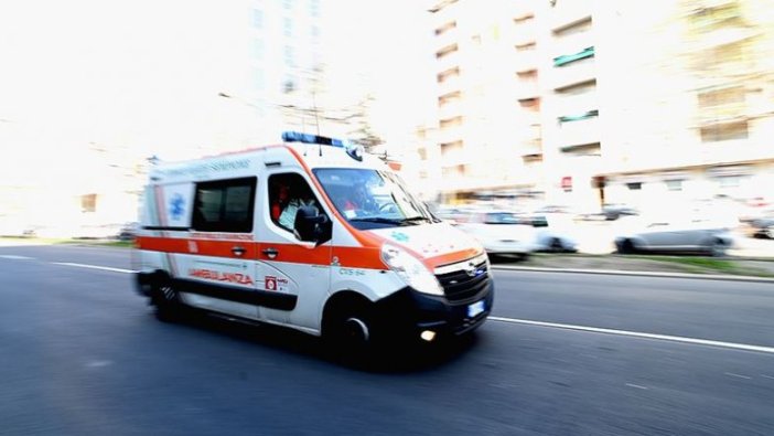 Rusya Kovid-19 salgınıyla mücadele eden İtalya'ya uzman ekip gönderdi