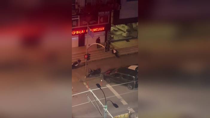 Sultangazi'de alkollü olduğu iddia edilen adamı plastik duba ile uyandırmaya çalıştı