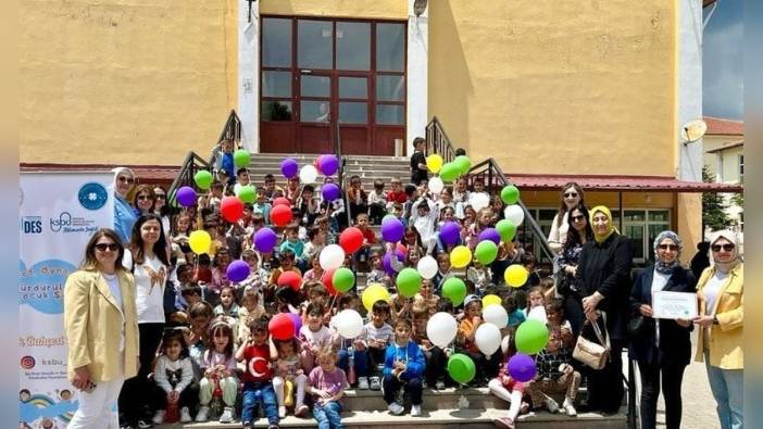 Gediz Sağlık Hizmetleri MYO'da çocuk şenliği düzenlendi