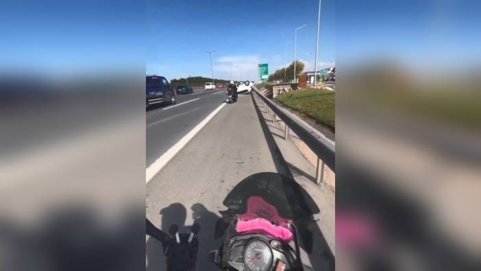 Sancaktepe'de kaza: Ters dönen araçtaki 2 kişi, yardım eden vatandaşa hakaret etti