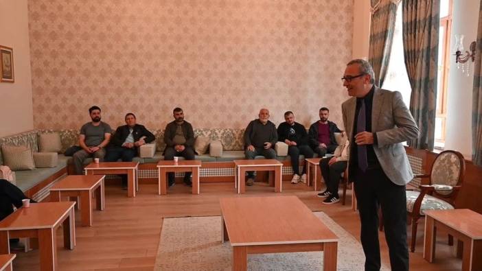 Yozgat Bozok Üniversitesi'nde 'Vefa Üniversitesi' projesi tamamlandı: 60 gazi ve şehit yakınına diploma verildi