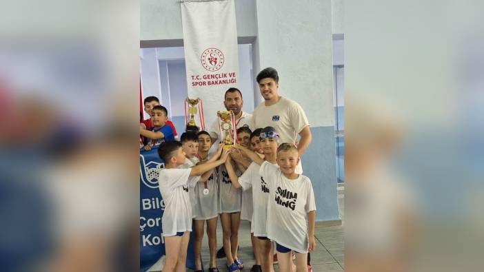 Çorum'da okul sporları yüzme yarışları heyecanla tamamlandı