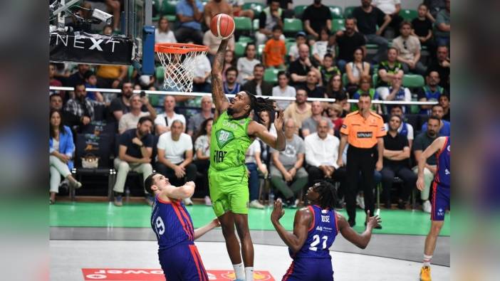 TOFAŞ, Bahçeşehir Koleji'ne uzatmada 96-92 mağlup oldu