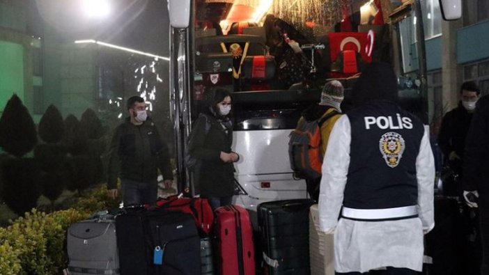 Yurt dışından gelen 226 kişi Sakarya'da öğrenci yurduna yerleştirildi