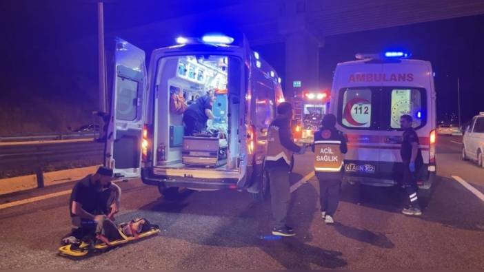 Kocaeli'de 3 otomobilin karıştığı kazada 4'ü çocuk 12 kişi yaralandı