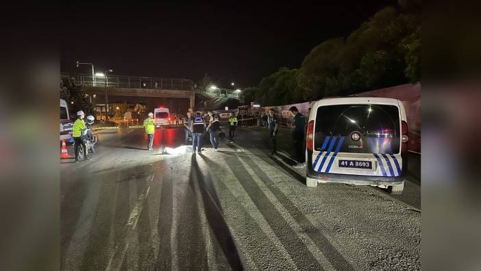 İzmit'te TIR ile çarpışan motosiklet sürücüsü hayatını kaybetti