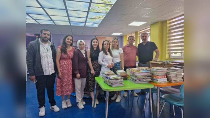 Halitpaşa İlkokulu kütüphanesine 1200 kitap bağışlandı