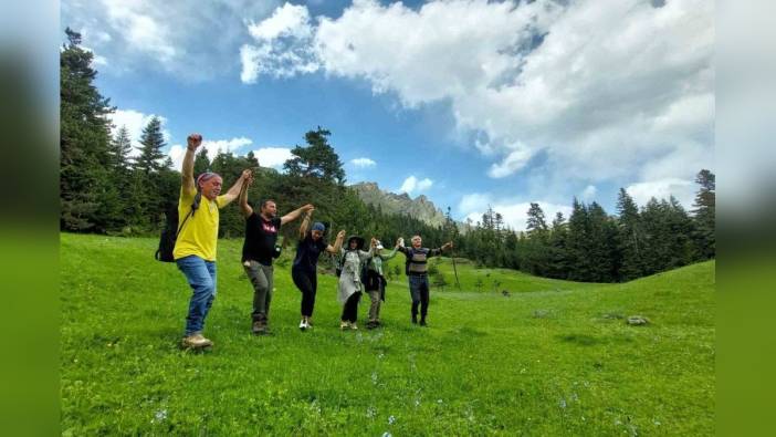 Gümüşhane yaylaları doğaseverleri büyüledi
