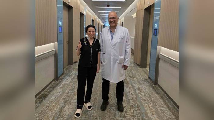 İzmir'de 36 yaşındaki öğretmenin pankreas kisti robotik cerrahiyle alındı