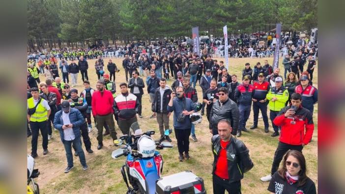 Kütahya'da 750 motosiklet tutkunu sezon açılışında buluştu