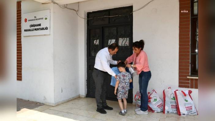 Osmangazi Belediyesi'nden Kurban Bayramı öncesi çocuklara bayramlık kıyafet