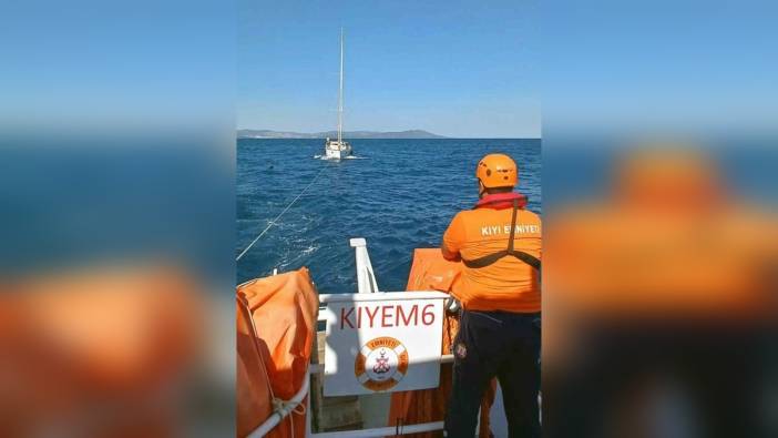Bodrum Akyarlar’da arızalanan tekne kurtarıldı