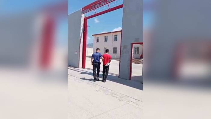 Hatay'da minibüste taciz şüphelisi tutuklandı