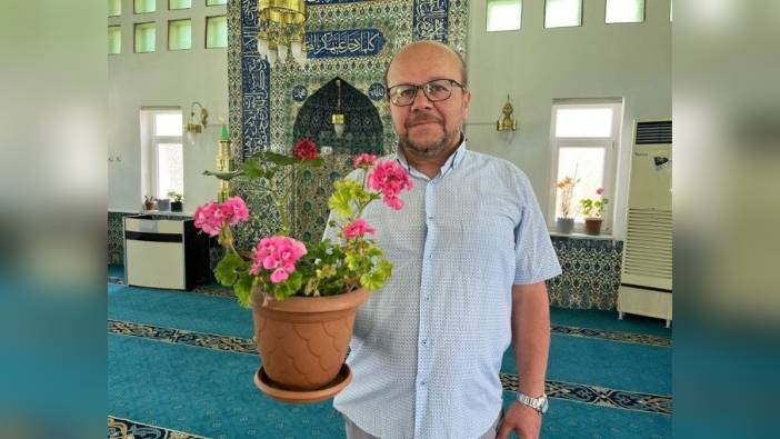 Kütahya Tavşanlı'daki Orman Camii, 45 saksı çiçekle çiçek bahçesine dönüştü