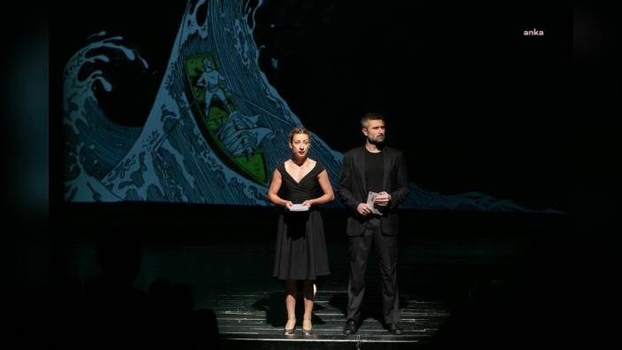 İzmir Şehir Tiyatroları'nda Nazım Hikmet anması