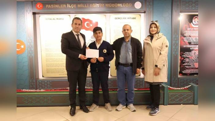 Pasinler'de Yusuf Can Çiftçioğlu, Bursluluk Sınavı'nda 500 tam puanla Türkiye birincisi oldu