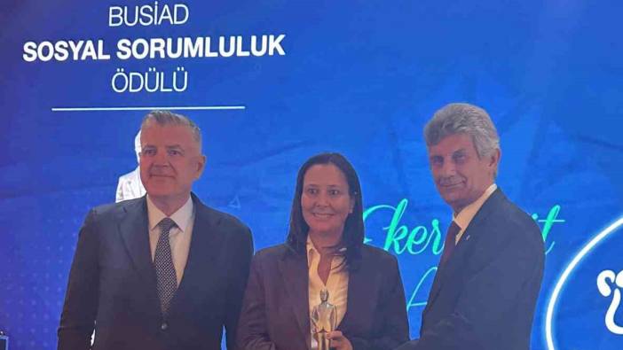 Eker Süt Ürünleri'ne 'Sosyal Sorumluluk Ödülü' verildi