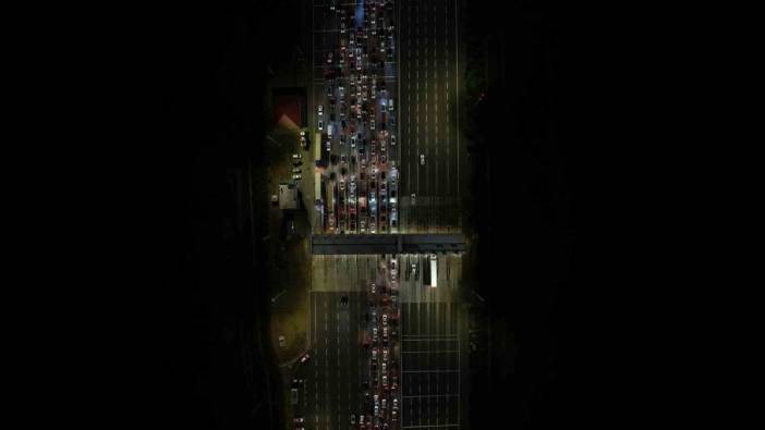 Sakarya'da Kurban Bayramı tatil yoğunluğu: Otoyollar kilitlendi