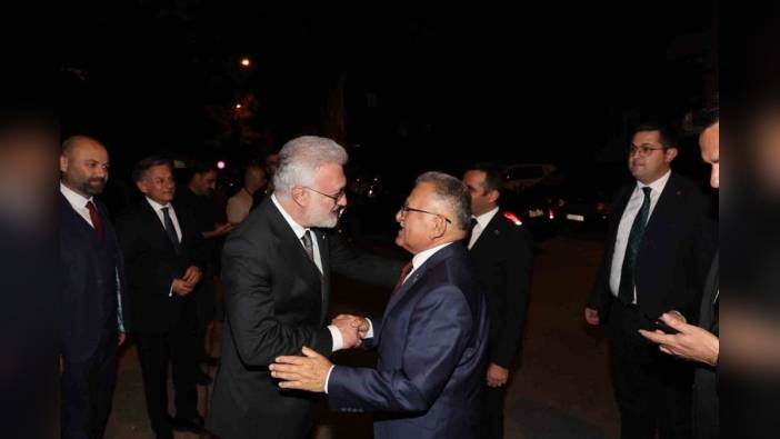 Büyükşehir Belediye Başkanı Büyükkılıç: Kayseri için gövdemizi taşın altına koymaya hazırız