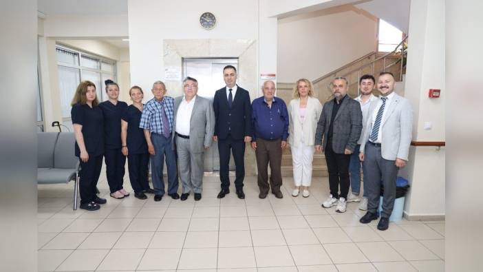 BEÜ Rektörü Özölçer, huzurevi sakinlerinin bayramını kutladı