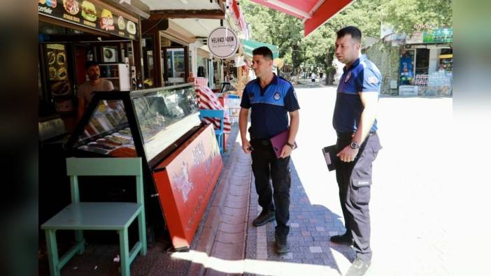 Burhaniye Belediyesi zabıta ekiplerinden ilçe genelinde denetim