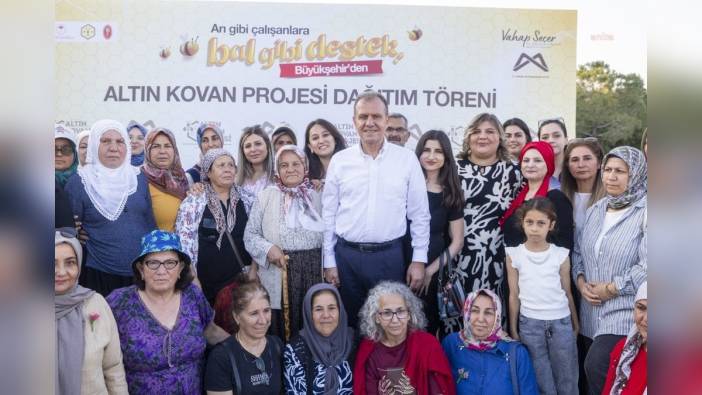 Mersin Büyükşehir Belediyesi'nden 346 arı yetiştiricisine destek