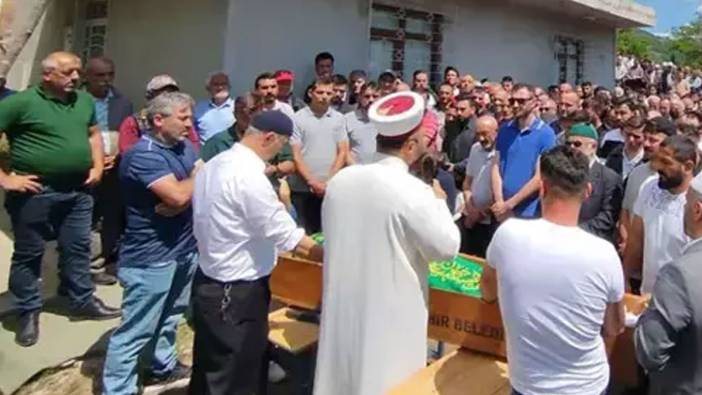 Yıkımını yaptığı binanın altında kalarak can vermişti! 24 yaşındaki operatör toprağa verildi