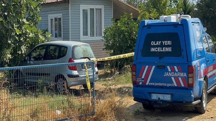 Babasına baltayla saldırıp intihar etti