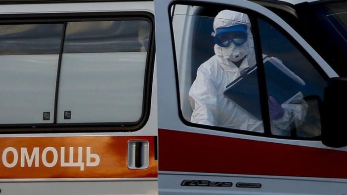 Rusya'da Kovid-19 vaka sayısı 15 bini geçti