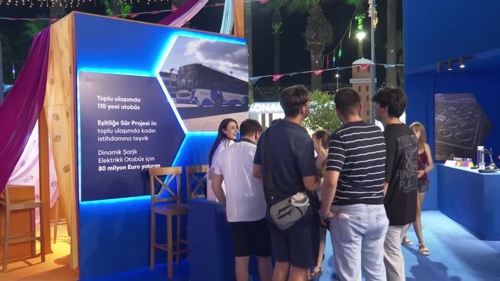 İzmir Fuarı'nda ESHOT'tan geçmişe yolculuk