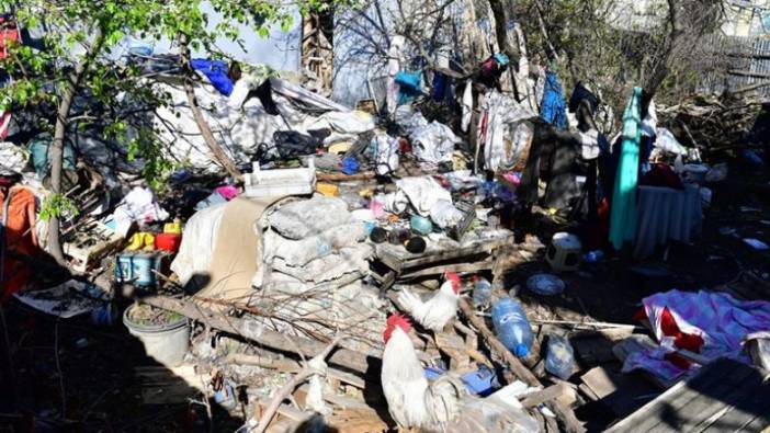 Malatya'da bir evden 8 kamyon çöp çıktı