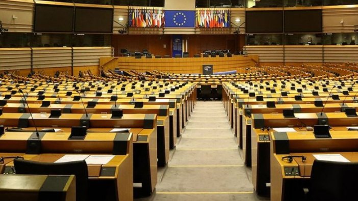 Avrupa Parlamentosu mutfaklarını evsizler ve sağlık personeline açtı