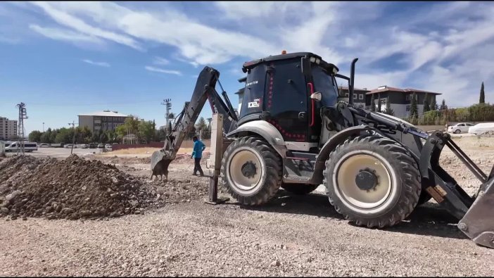 Adıyaman'da altyapı seferberliği: İki mahallede eş zamanlı çalışmalar
