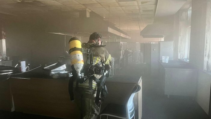 İzmir'deki hastanede yangın paniği